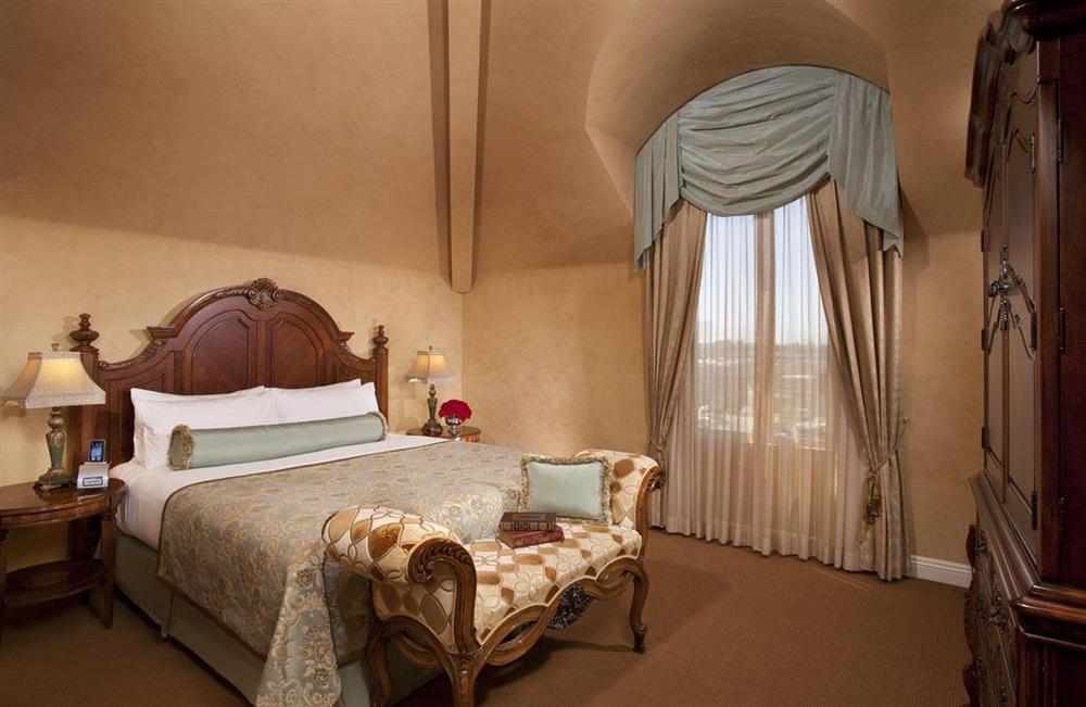 Ayres Hotel Manhattan Beach Hawthorne Ruang foto